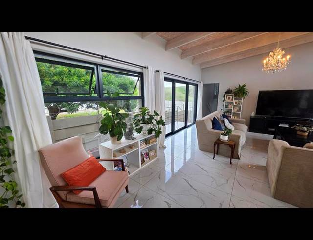 3 BEDROOM TOWNHOUSE FOR SALE IN HARTENBOS HEUWELS